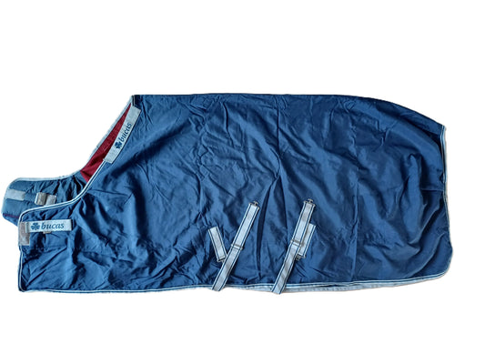 Couverture fine imperméable Bucas marine + polar bordeau sur le dos 155cm