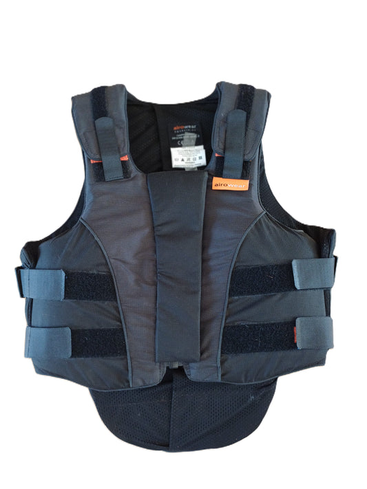 Gilet Airowear Taille 2 Regular (chest 78-84cm). Ideal pour cross